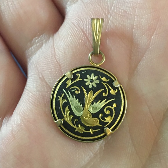 24k pendant - Picture 2 of 3